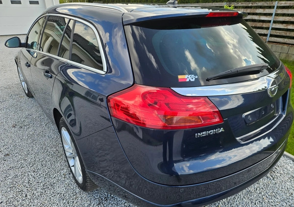 Opel Insignia cena 23900 przebieg: 220000, rok produkcji 2011 z Szczecin małe 191